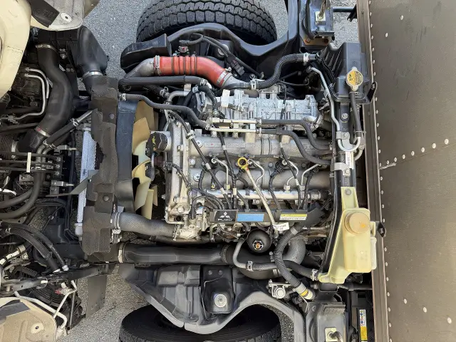 三菱 キャンター TPG-FEA50(2WD)の写真8