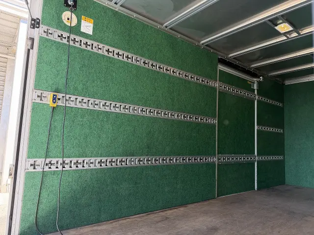 三菱 キャンター TPG-FEA50(2WD)の写真24