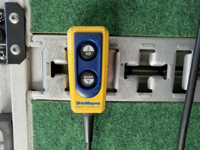 三菱 キャンター TPG-FEA50(2WD)の写真30