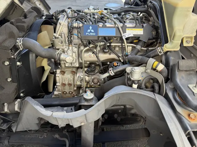 三菱 キャンター TPG-FEA50(2WD)の写真31