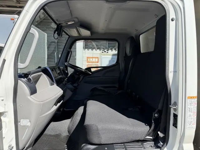 三菱 キャンター TPG-FEA50(2WD)の写真42
