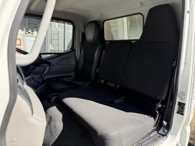 三菱 キャンター TPG-FEA50(2WD)の写真43