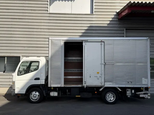 三菱 キャンター TPG-FEB50(2WD)の写真3