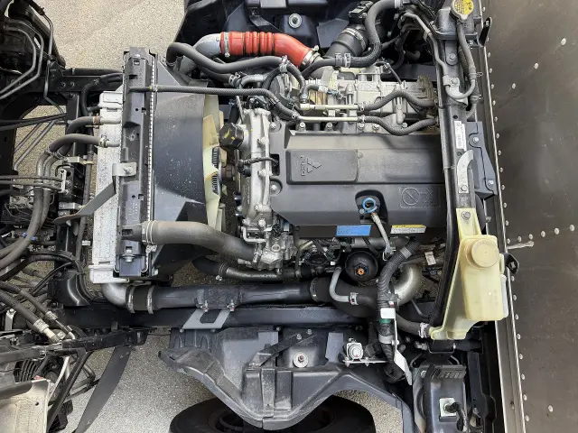 三菱 キャンター TPG-FEB50(2WD)の写真8
