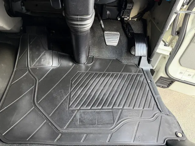 三菱 キャンター TPG-FEB50(2WD)の写真42