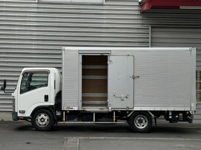 いすゞ エルフ TPG-NPR85YN(2WD)の写真3