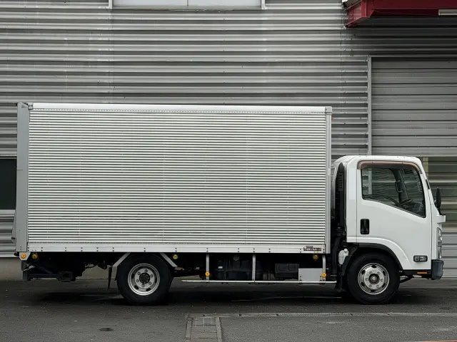 いすゞ エルフ TPG-NPR85YN(2WD)の写真4