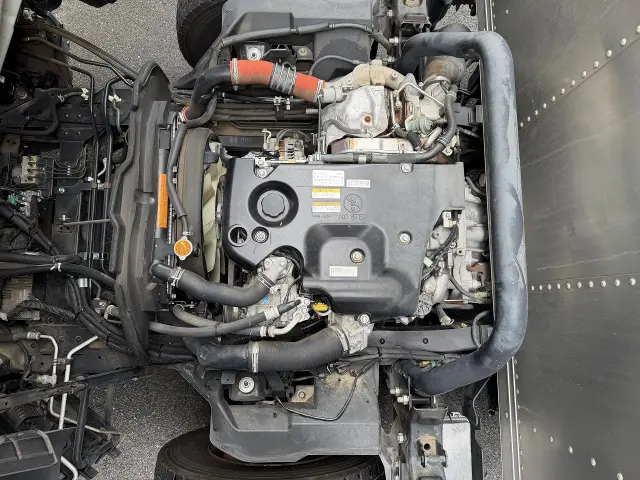 いすゞ エルフ TPG-NPR85YN(2WD)の写真8