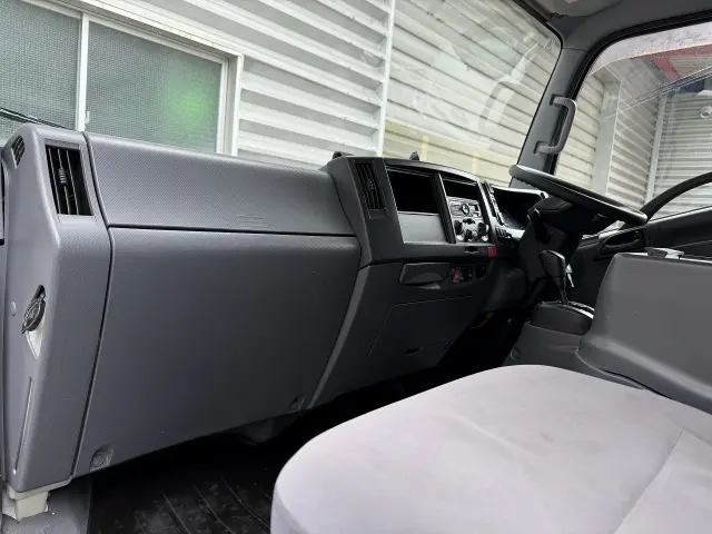 いすゞ エルフ TPG-NPR85YN(2WD)の写真21
