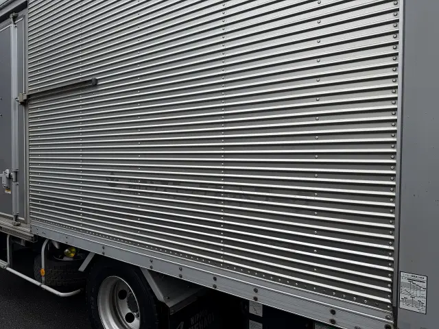 いすゞ エルフ TPG-NPR85YN(2WD)の写真23