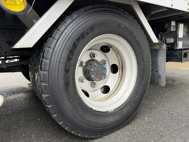 いすゞ エルフ TPG-NPR85YN(2WD)の写真38