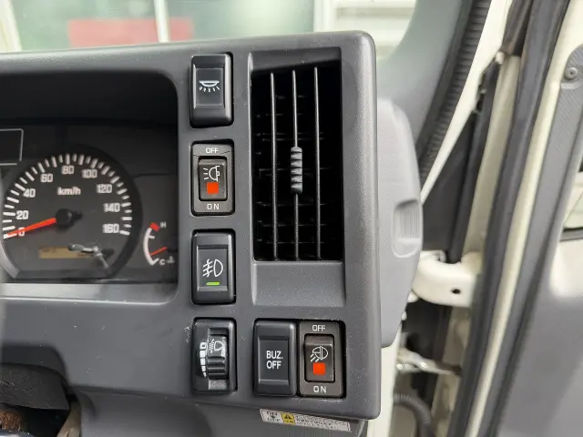 いすゞ エルフ TPG-NPR85YN(2WD)の写真41