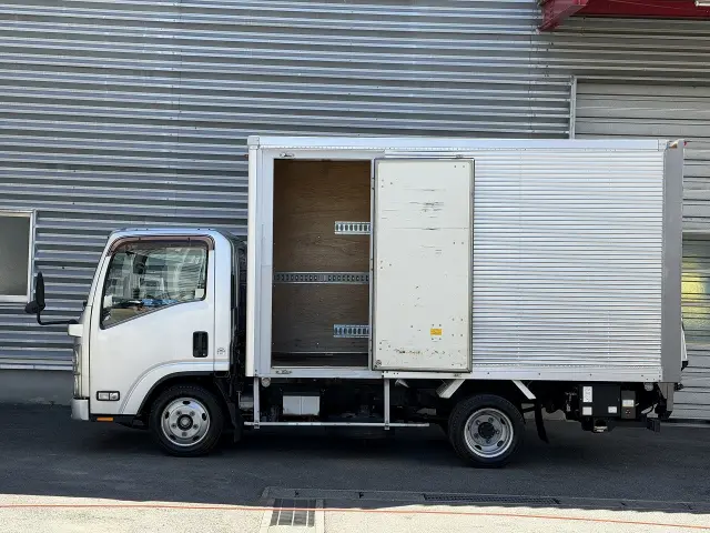 いすゞ エルフ SKG-NLR85N(2WD)の写真3
