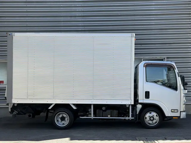 いすゞ エルフ SKG-NLR85N(2WD)の写真4