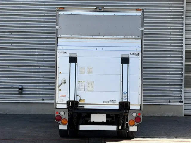 いすゞ エルフ SKG-NLR85N(2WD)の写真5