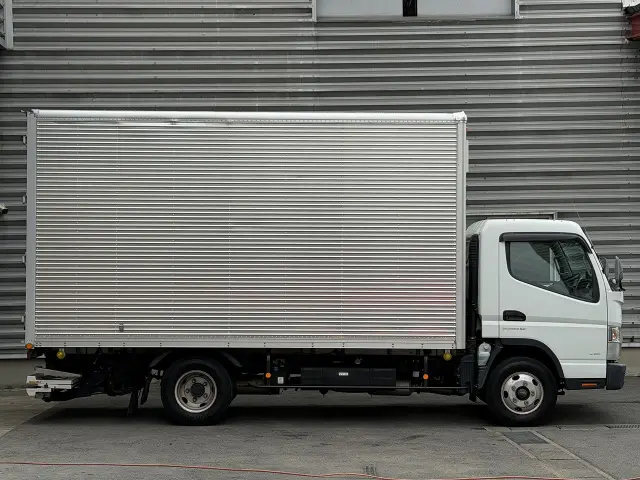 三菱 キャンター TPG-FEB50(2WD)の写真4