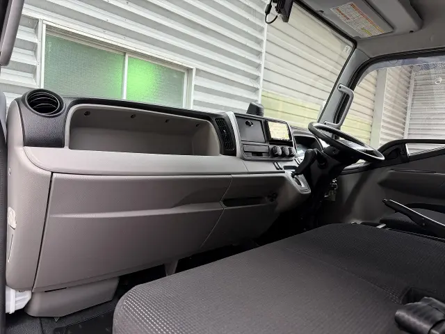 三菱 キャンター TPG-FEB50(2WD)の写真22