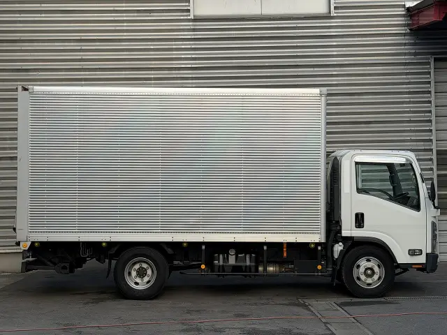 いすゞ エルフ TPG-NPR85YN(2WD)の写真4