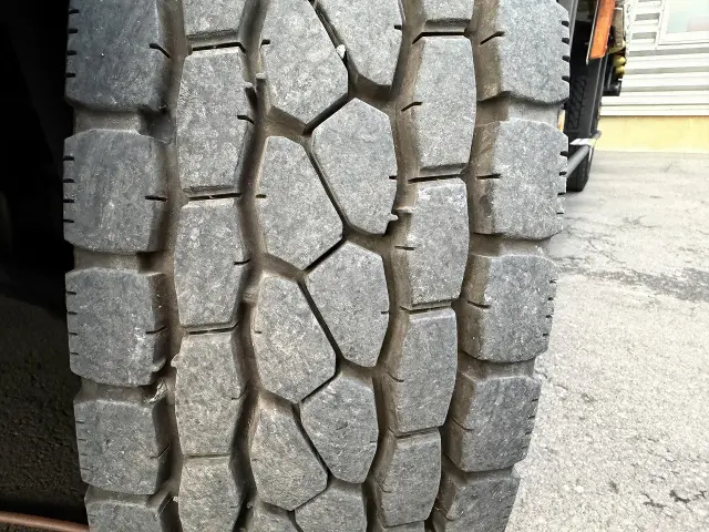 いすゞ エルフ TPG-NPR85YN(2WD)の写真15