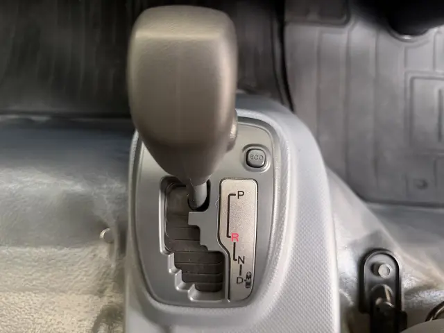 いすゞ エルフ TPG-NPR85YN(2WD)の写真20