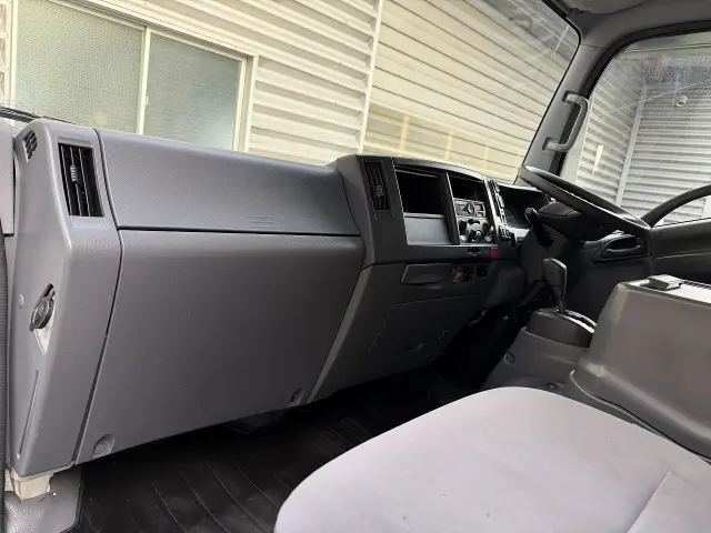 いすゞ エルフ TPG-NPR85YN(2WD)の写真22