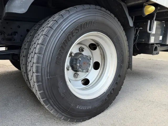 いすゞ エルフ TPG-NPR85YN(2WD)の写真37