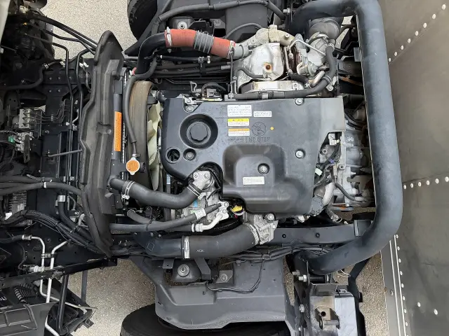 いすゞ エルフ TPG-NPR85YN(2WD)の写真8