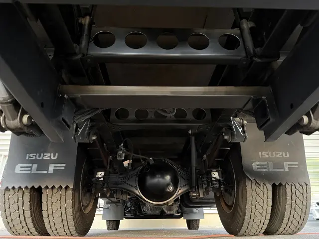いすゞ エルフ TPG-NPR85YN(2WD)の写真14