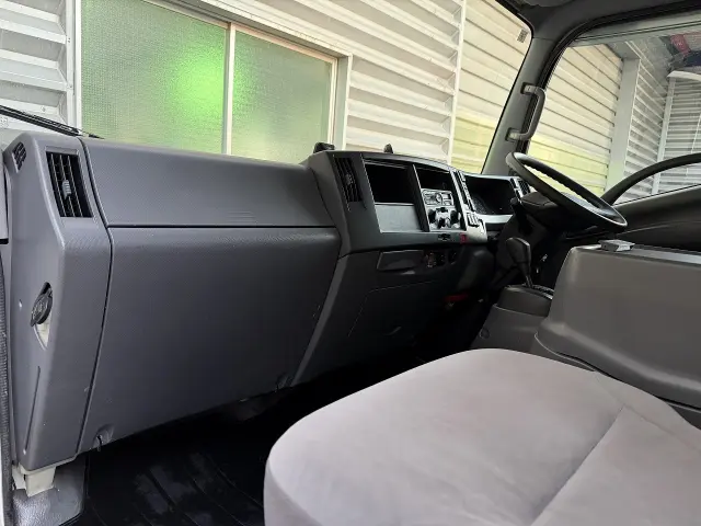 いすゞ エルフ TPG-NPR85YN(2WD)の写真22