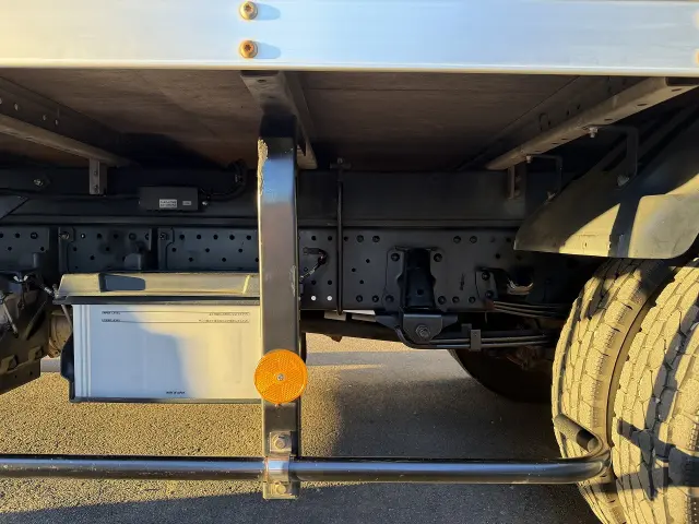 いすゞ エルフ TPG-NPR85YN(2WD)の写真35