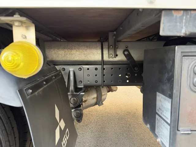三菱 キャンター 2RG-FBA20(2WD)の写真11