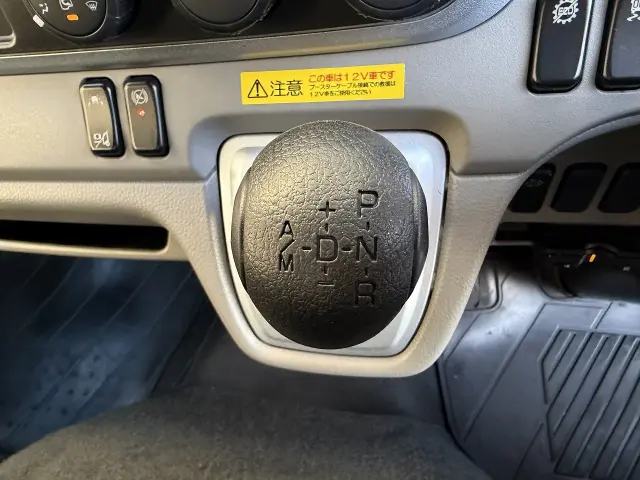 三菱 キャンター 2RG-FBA20(2WD)の写真19