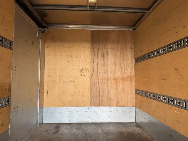 三菱 キャンター 2RG-FBA20(2WD)の写真27