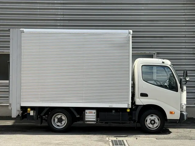 トヨタ ダイナ 2RG-XZC605(2WD)の写真3