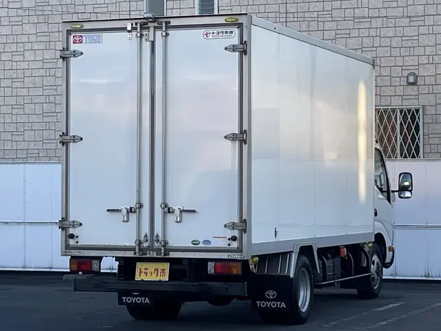 トヨタ ダイナ TKG-XZU695(4WD)の写真2