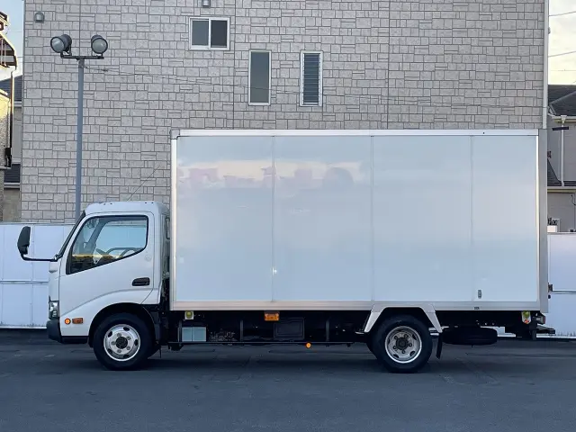 トヨタ ダイナ TKG-XZU695(4WD)の写真3