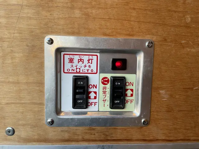 トヨタ ダイナ TKG-XZU695(4WD)の写真6