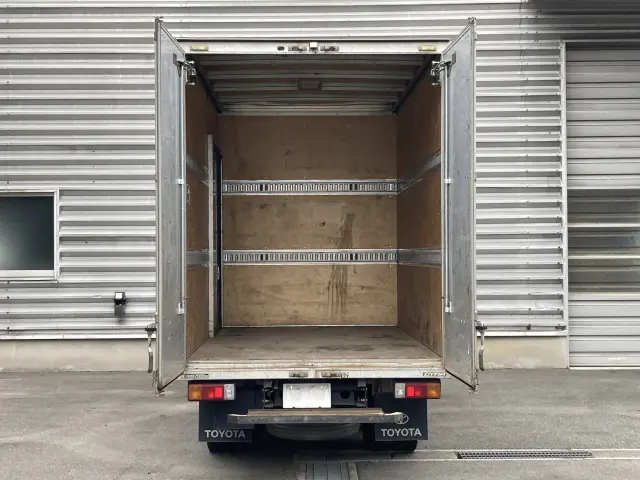 トヨタ ダイナ 2RG-XZC605(2WD)の写真3