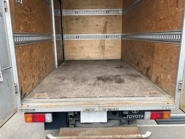 トヨタ ダイナ 2RG-XZC605(2WD)の写真23
