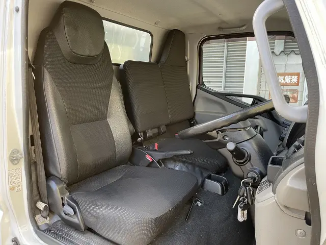三菱 キャンター TPG-FDA00(4WD)の写真14