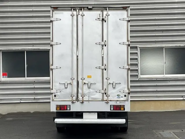 いすゞ エルフ TRG-NKR85N(2WD)の写真4