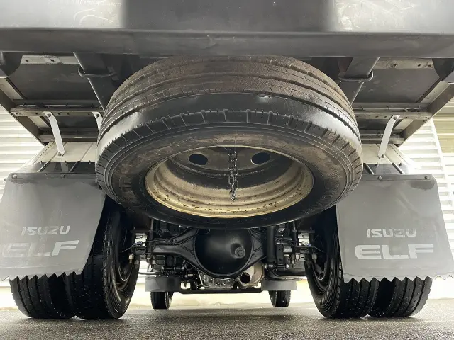 いすゞ エルフ TRG-NKR85N(2WD)の写真12