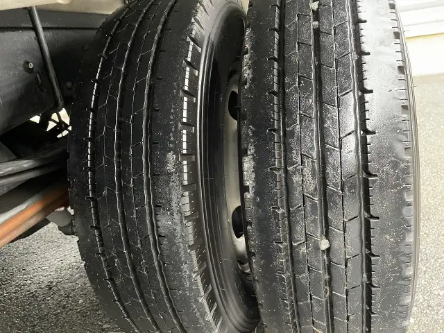 いすゞ エルフ TRG-NKR85N(2WD)の写真14