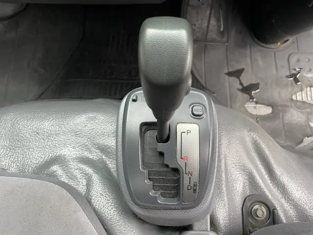 いすゞ エルフ TRG-NKR85N(2WD)の写真18