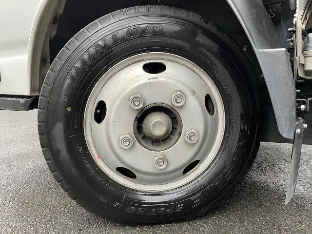 いすゞ エルフ TRG-NKR85N(2WD)の写真34