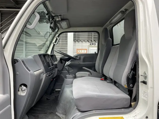 いすゞ エルフ TRG-NKR85N(2WD)の写真39