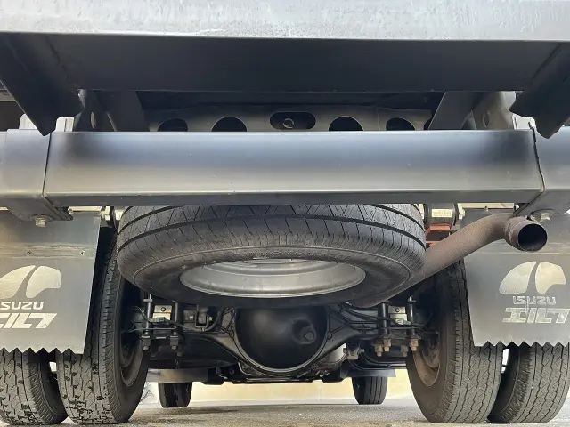 いすゞ エルフ TKG-NJR85AN(2WD)の写真12