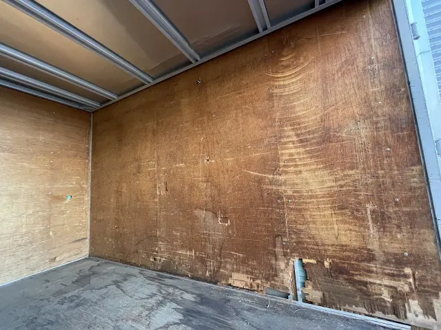 いすゞ エルフ TKG-NJR85AN(2WD)の写真23