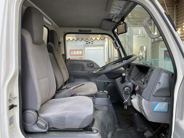 いすゞ エルフ TKG-NJR85AN(2WD)の写真33