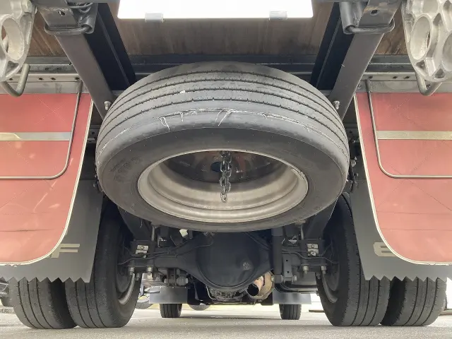 いすゞ エルフ TRG-NLR85AN(2WD)の写真10